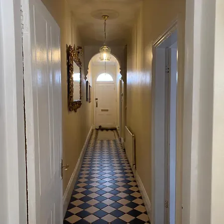 Albany House